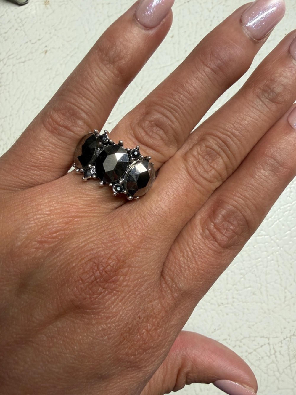 Black Gemstone Cocktail Ring - Women Jewelry - Picture 2 of 6